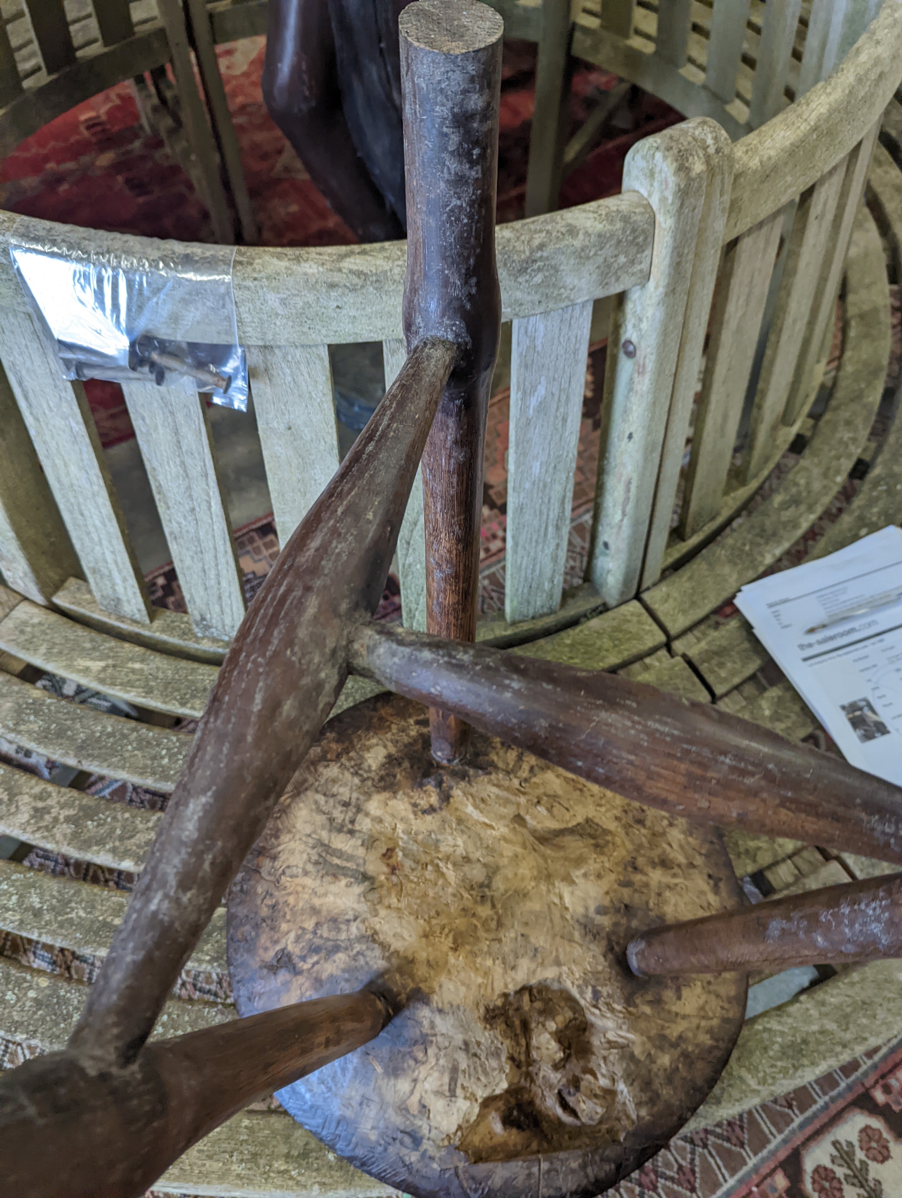 A late 18th / early 19th century circular burr elm and ash cricket table, diameter 60cm, height 62cm